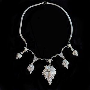 Vtg Banana Bob grape clusters Victorian necklace